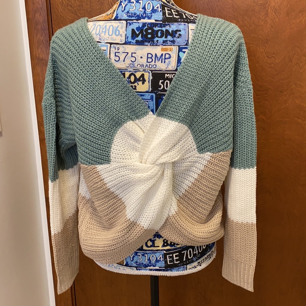 Full Circle Trends Size Medium - image 1